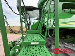 2014  John Deere  S670  Combine