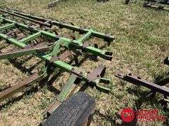 John Deere  Spring Tooth Chisel Plow