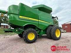 2014  John Deere  S670  Combine