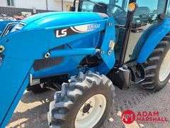 LS  XR4046  MFWD Utility Tractor w/Loader