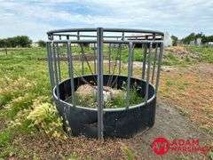 Behlen   MFG  Haysmart Bale Feeder