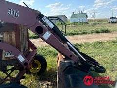 1964  Farmall  706  Tractor w/ Loader & Blade - Diesel