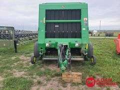 2015  John Deere  569  Mega Wide Plus Round Baler