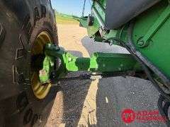 2017 John Deere S680 Combine