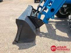LS  XR4046  MFWD Utility Tractor w/Loader