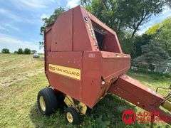 New Holland  660  Round Baler