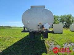 1980  Fruehauf  Aluminum Fuel  Semi Trailer - 9,200 Gallon