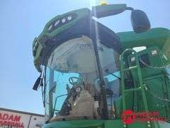 2016  John Deere   S660  Combine - 4WD