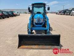 LS  XR4046  MFWD Utility Tractor w/Loader