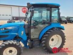 LS  XR4046  MFWD Utility Tractor w/Loader