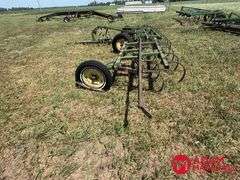 John Deere  Spring Tooth Chisel Plow