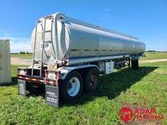 1980  Fruehauf  Aluminum Fuel  Semi Trailer - 9,200 Gallon