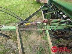 John Deere  8300  Grain Drill - 13FT