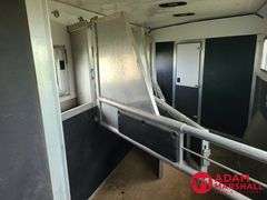 2013  Shadow   4 Horse Trailer w/ Living Quarters   - 42FT