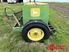 John Deere  8300  Grain Drill - 13FT