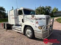 1996  Freightliner  FLD 120  Semi Truck