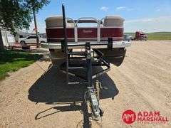 2014  Sun Tracker  Party Barge 20DLX  Pontoon - 20FT