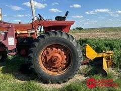 1964  Farmall  706  Tractor w/ Loader & Blade - Diesel
