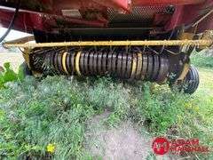 New Holland  660  Round Baler