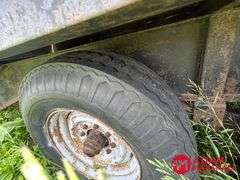 1981  Blair  Gooseneck Flat Bed Trailer - 25FT