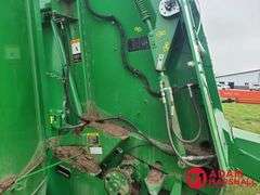 2015  John Deere  569  Mega Wide Plus Round Baler