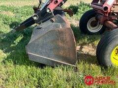 1964  Farmall  706  Tractor w/ Loader & Blade - Diesel