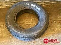 (1) NEW Maxxis Tire - M8008, ST185/80R13