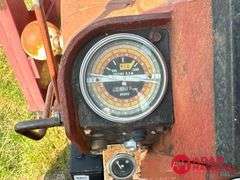 1964  Farmall  706  Tractor w/ Loader & Blade - Diesel