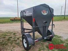 2025  Unused Industrias America  2200  Portable Bulk Feed Bin