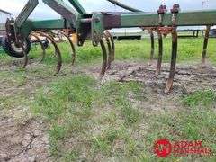 KMC  Chisel Plow - 17FT