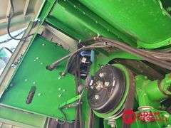 2016  John Deere   S660  Combine - 4WD