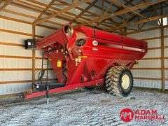 2019 J & M 1000 GrainStorm Grain Cart