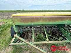 John Deere  8300  Grain Drill - 13FT