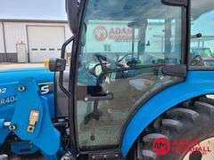 LS  XR4046  MFWD Utility Tractor w/Loader