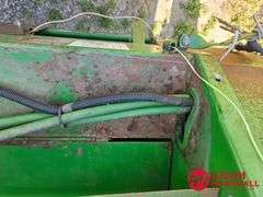 John Deere  535  Baler