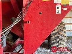 2019 J & M 1000 GrainStorm Grain Cart