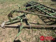 John Deere  Spring Tooth Chisel Plow