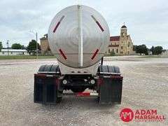 1999  International  4900  Liquid Tender Truck