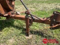 New Holland  268  Square Baler
