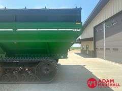 2014  Brent  1396  Grain Cart