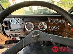 1996  Freightliner  FLD 120  Semi Truck