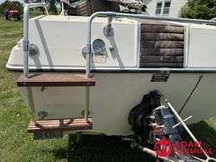 1976  Mark Twain Marin  V-Hull Boat w/Trailer - 16FT