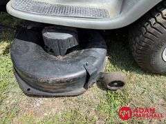 Craftsman  LT2000  Riding Lawn Mower - 42IN