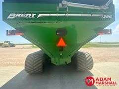 2014  Brent  1396  Grain Cart