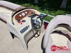 2014  Sun Tracker  Party Barge 20DLX  Pontoon - 20FT