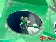 2014 J & M 1050 GrainStorm Grain Cart