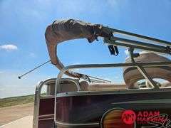 2014  Sun Tracker  Party Barge 20DLX  Pontoon - 20FT
