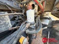 1996  Freightliner  FLD 120  Semi Truck