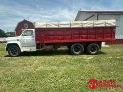 1973  Chevrolet  C65  Grain Truck - Gasoline