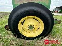 John Deere  8300  Grain Drill - 13FT